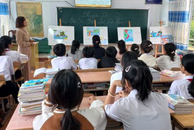 Trường PTDTNT THCS thị xã Buôn Hồ tổ chức chuyên đề: “Em yêu biển đảo Việt Nam”